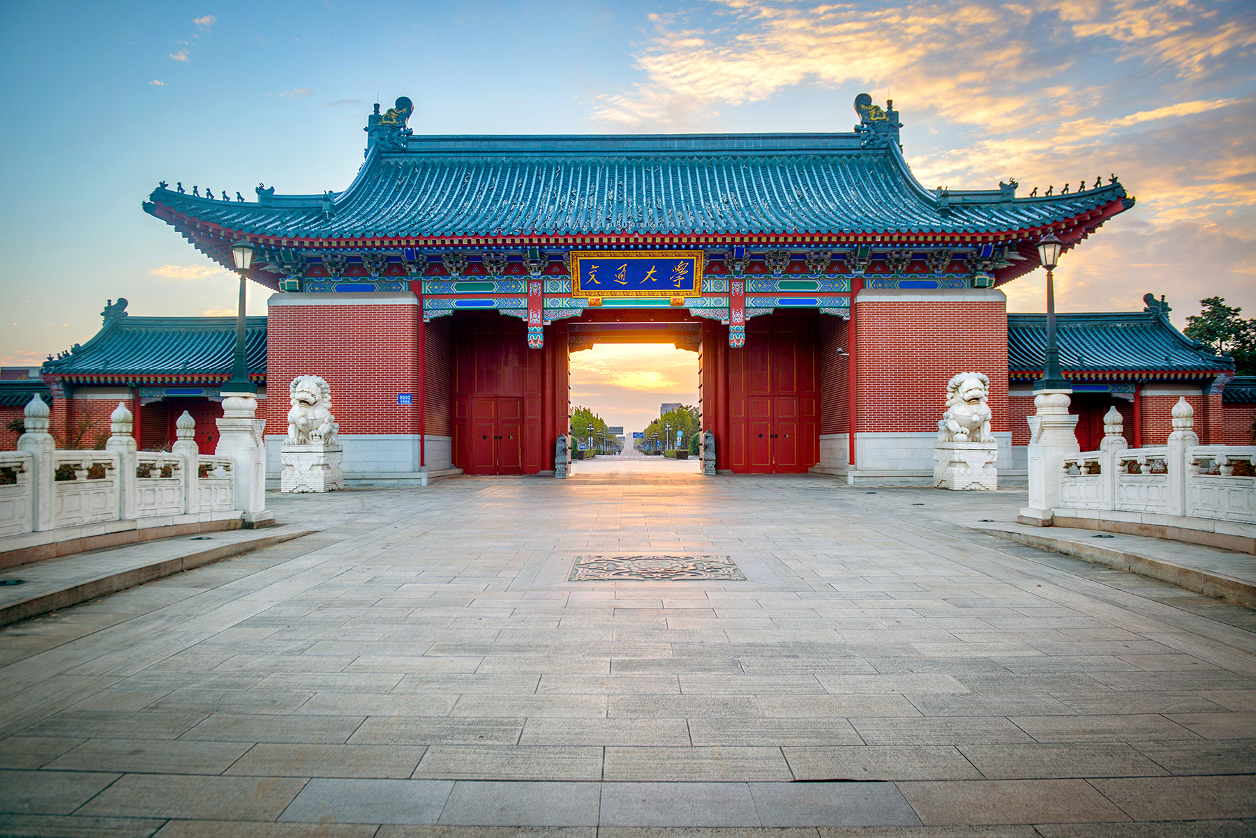 上海交通大学师生热议2026年全国两会