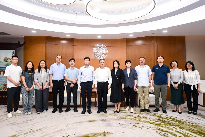 中国社会科学院世界经济与政治研究所到访上海交通大学