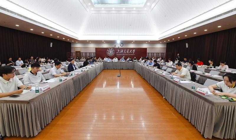 图书馆工作委员会会议侧记：这些学科发展服务，都是为院系量身定制的