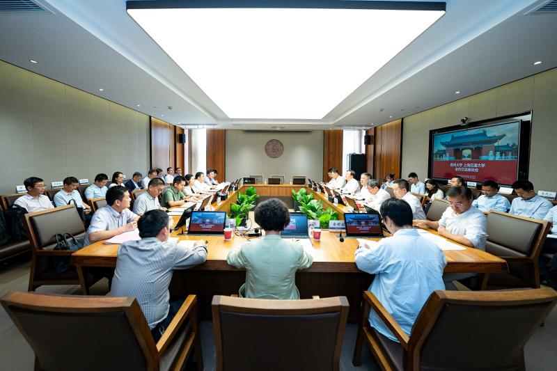 贵州大学校领导一行来访上海交大